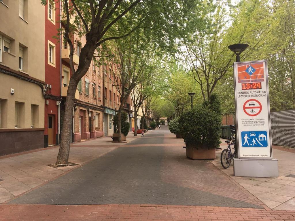 A 5 minutos Estac.Tren céntrico y estiloso Logroño Esterno foto