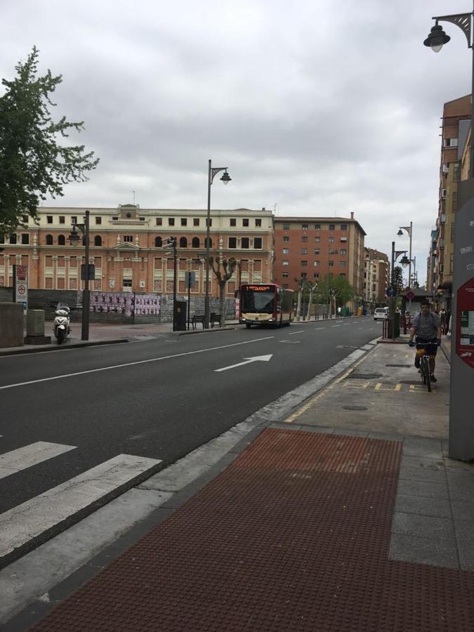 A 5 minutos Estac.Tren céntrico y estiloso Logroño Esterno foto